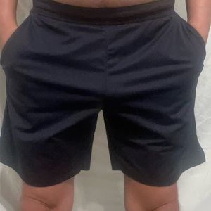 Uniqlo sports shorts